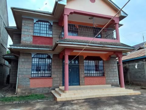 STAND ALONE 5 BEDROOM HOUSE FOR SALE.
