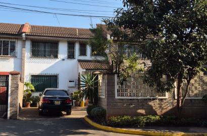 Sophiscated 4-Bedroom Executive Maisonette with DSQ for Rent in Kilimani