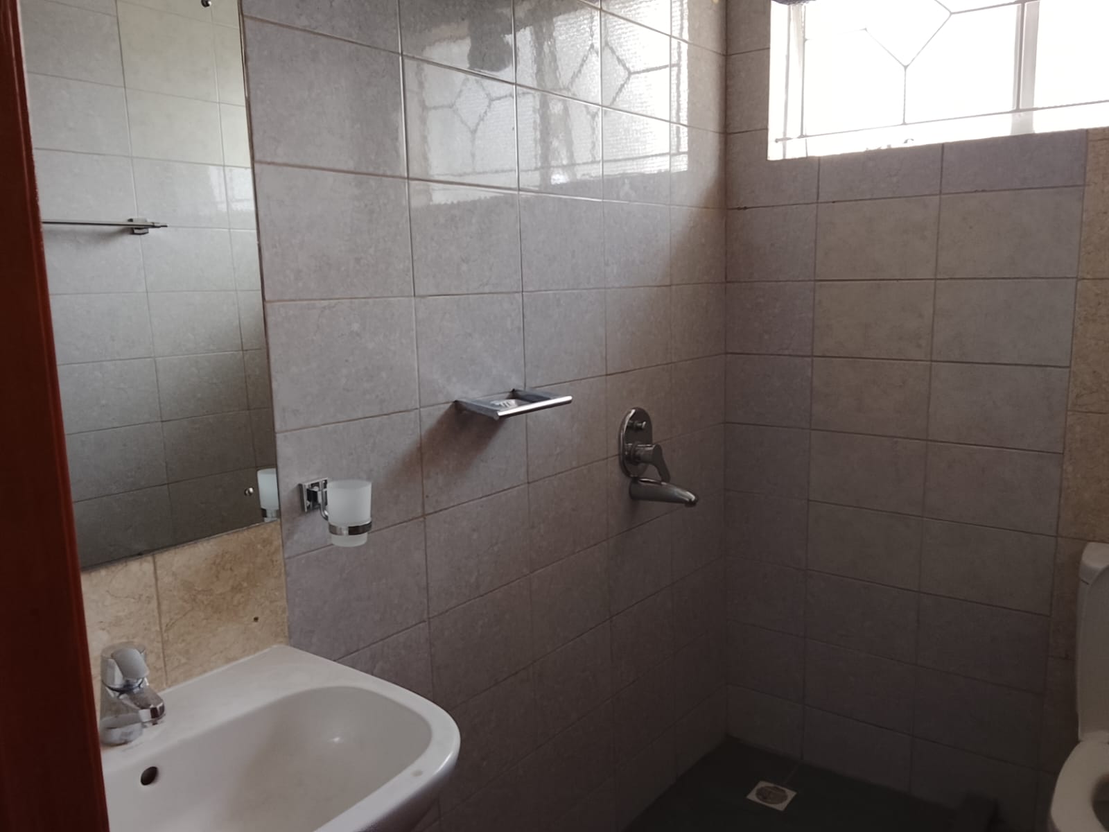 Elegant 4 Bedroom Maisonette with DSQ in Kilimani