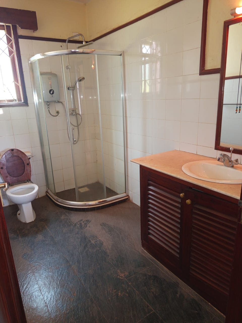 Beautifully Designed 4 Bedroom Maisonette for Rent in Lavington