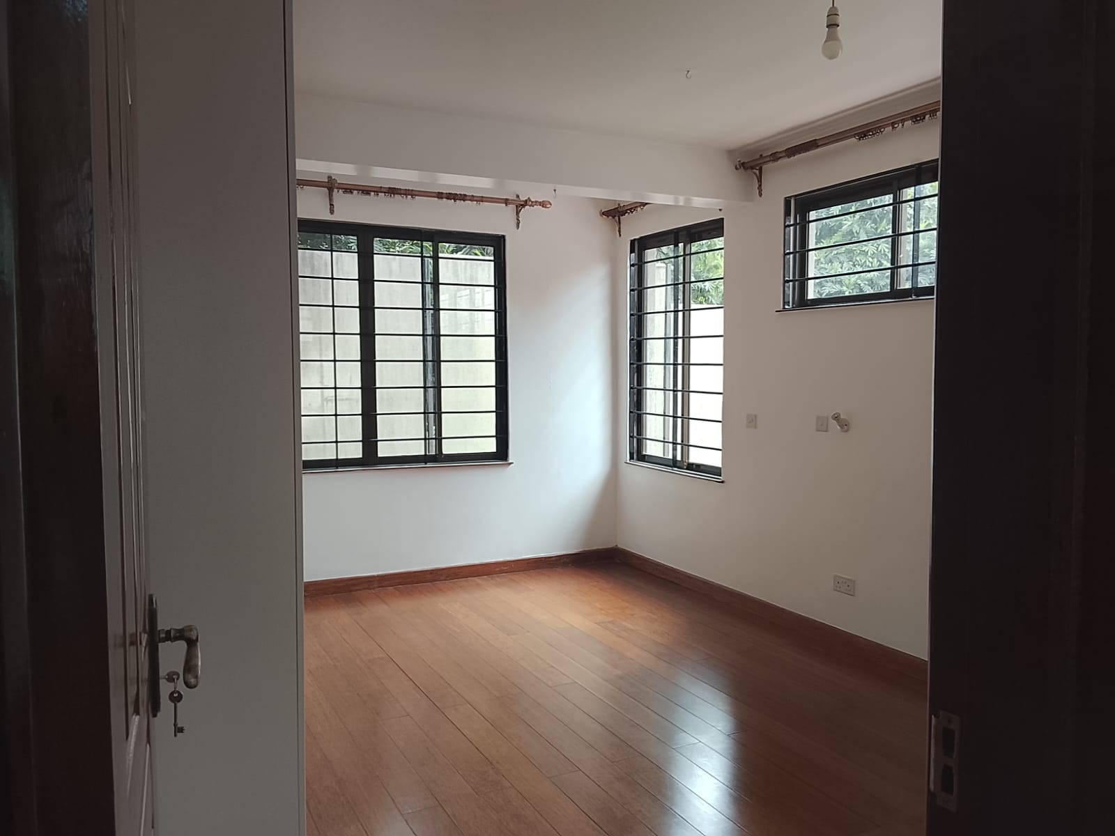 Modest 5 Bedroom Villa for Rent in  Lavington
