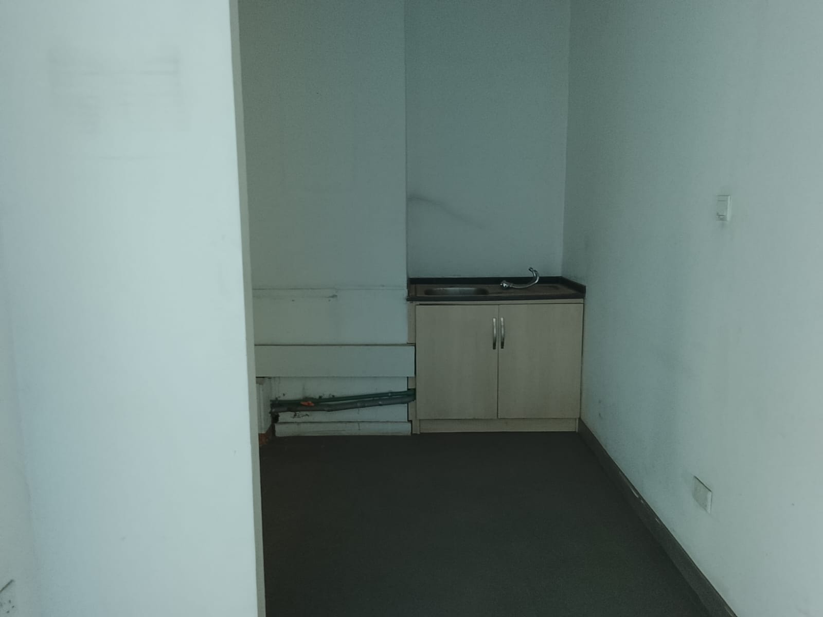 Prestigious 1,100 SQFT Commercial Space for Rent in Mombasa Road
