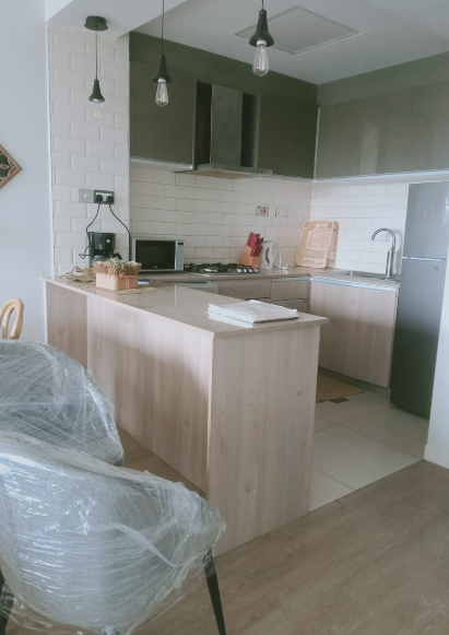 Elevated 2 Bedroom Master Ensuite Apartments in Riverside