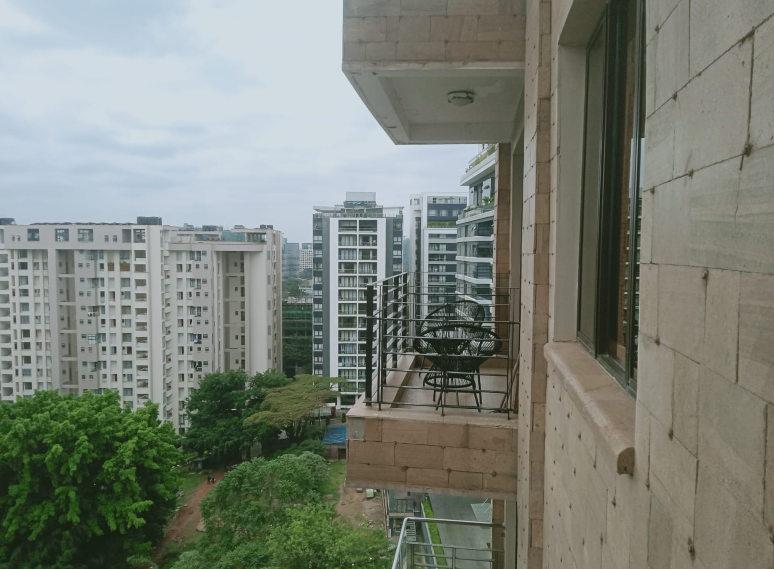 Elevated 2 Bedroom Master Ensuite Apartments in Riverside