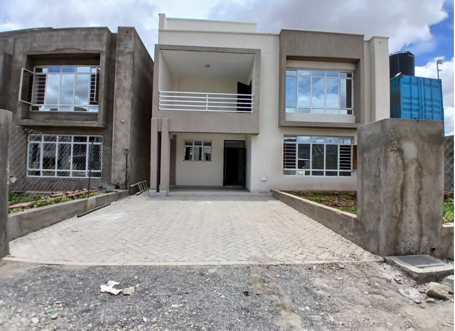 Prestigious 3 Bedroom Bungalow with DSQ in Athi River ,Lukenya Plains