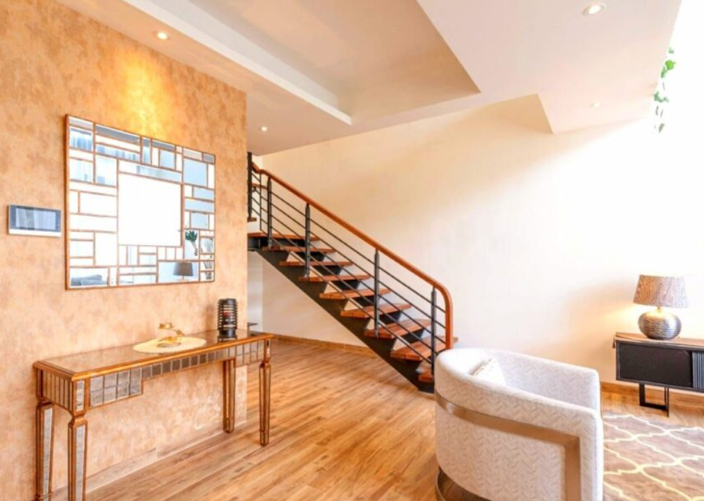 Simply Exceptional 3 Bedroom Duplex Apartments in Riverside