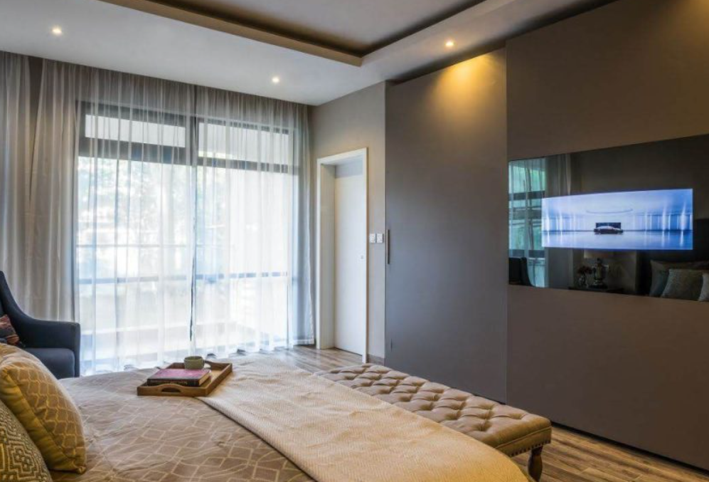 Simply Exceptional 3 Bedroom Duplex Apartments in Riverside