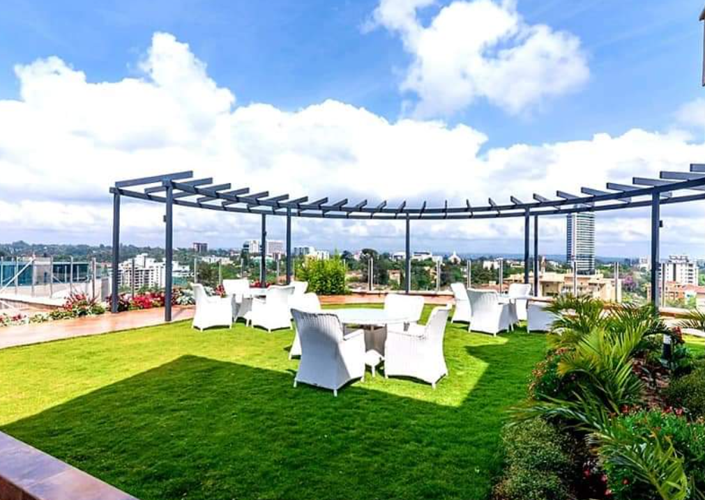 Simply Exceptional 4 Bedroom Duplex Apartments in Riverside