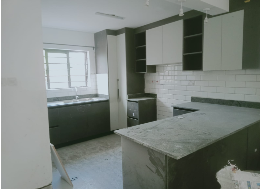 Sophiscated 3 Bedroom Maisonette in Kerarapon , Karen