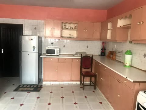 EXQUISITE 5 BEDROOM HOUSE.  AND TWO 3 BEDROOM GUEST HOUSE FOR SALE IN RIDGEWAYS.